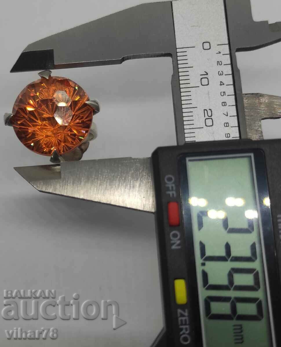 Δημοπρασία Δαχτυλίδι από μασίφ ασήμι με κυβικά ζιργκόν