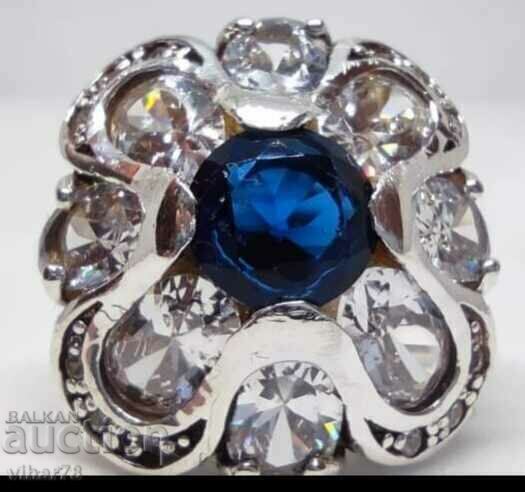 Δαχτυλίδι από μασίφ ασήμι με ζιργκόν