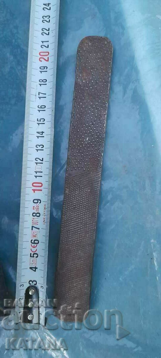 Стара пила ПРОМОЦИЯ!!! с цена 6.00 лв. | € 3.07 Стара пила ПРОМОЦИЯ!!! с цена 6.00 лв. | € 3.07