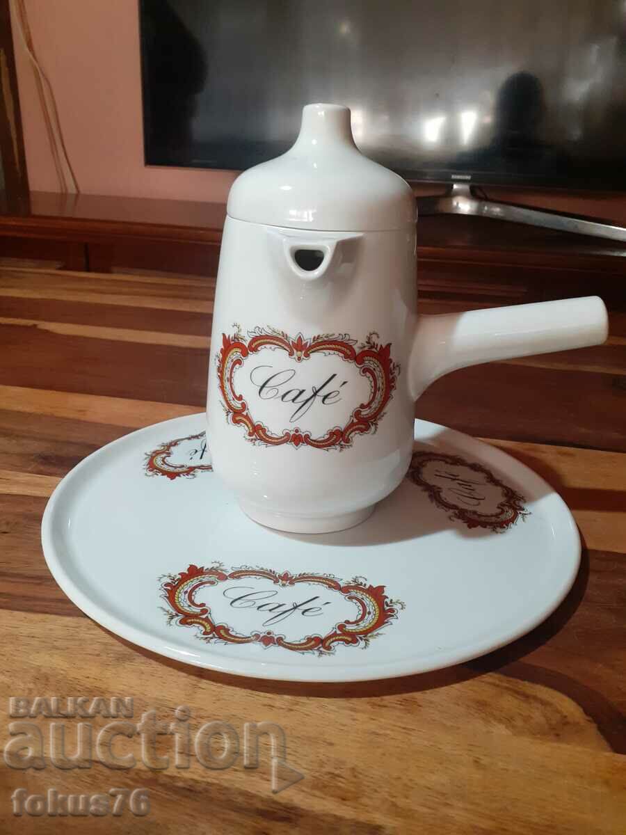 Limoges Florence France porcelain coffee service set with price 79.00 BGN | € 40.39 Limoges Florence France porcelain coffee service set with price 79.00 BGN | € 40.39