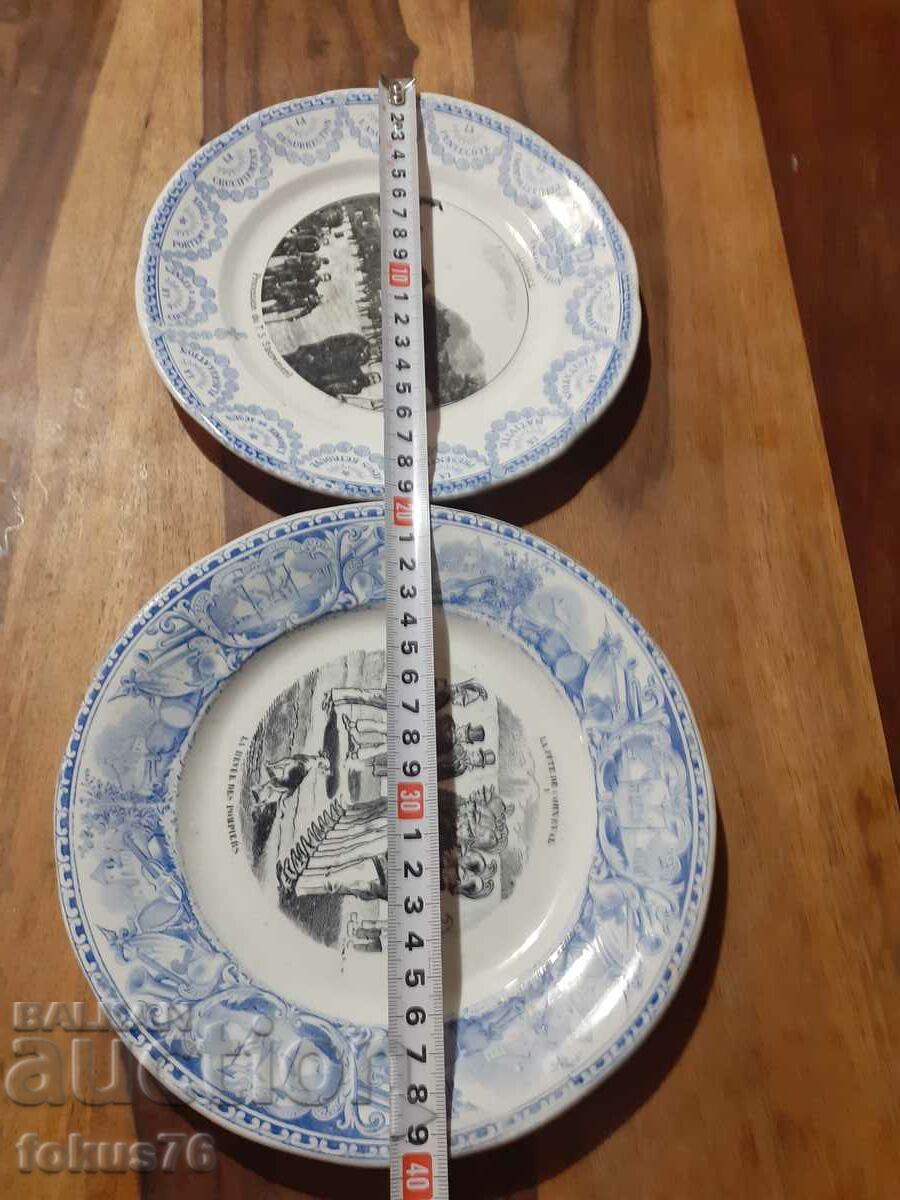 Delivery of Two old collector's plates porcelain markings