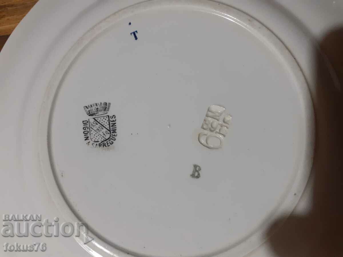Two old collector's plates porcelain markings - 7