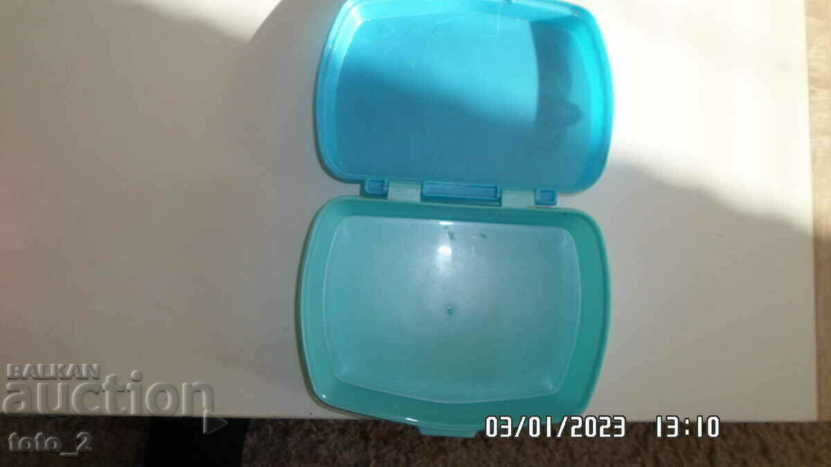 Auction CHILDREN'S SANDWICH BOX - THE FROZEN KINGDOM/FROZEN/ Auction CHILDREN'S SANDWICH BOX - THE FROZEN KINGDOM/FROZEN/