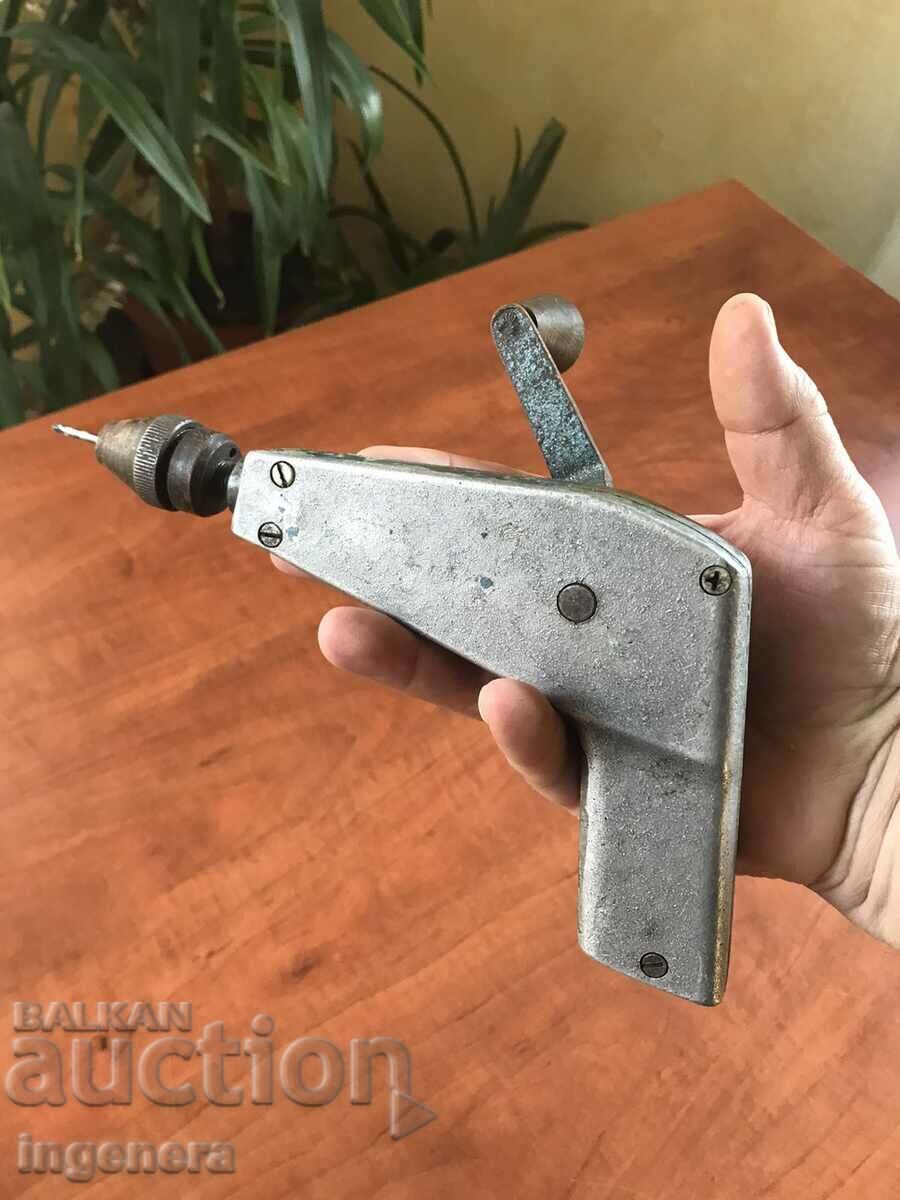 HAND DRILL ANTIQUE WORKING TOOL DRILL with price 95.00 BGN | € 48.57 HAND DRILL ANTIQUE WORKING TOOL DRILL with price 95.00 BGN | € 48.57
