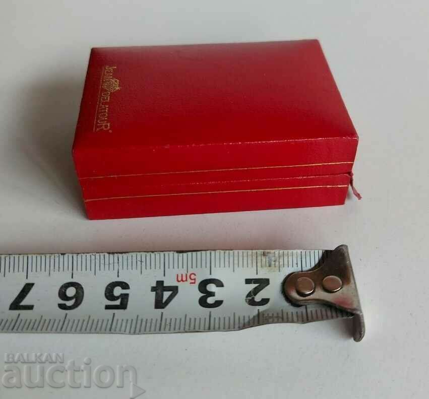 OLD BOX JEWELRY BOX JEWELERY SIGN with price 9.00 BGN | € 4.60