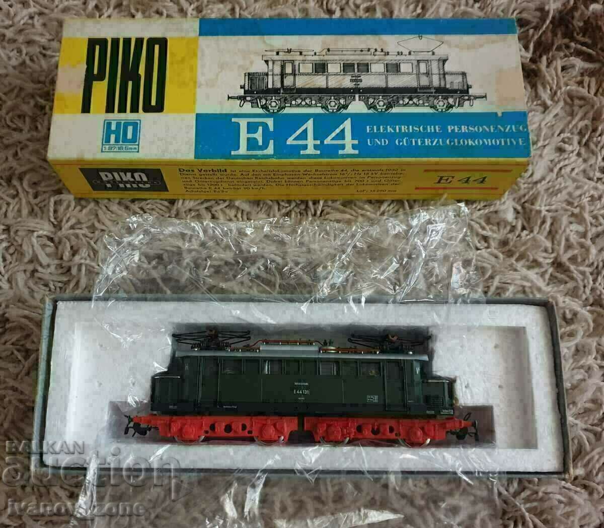 Locomotive Piko HO E44 Locomotive Piko HO E44