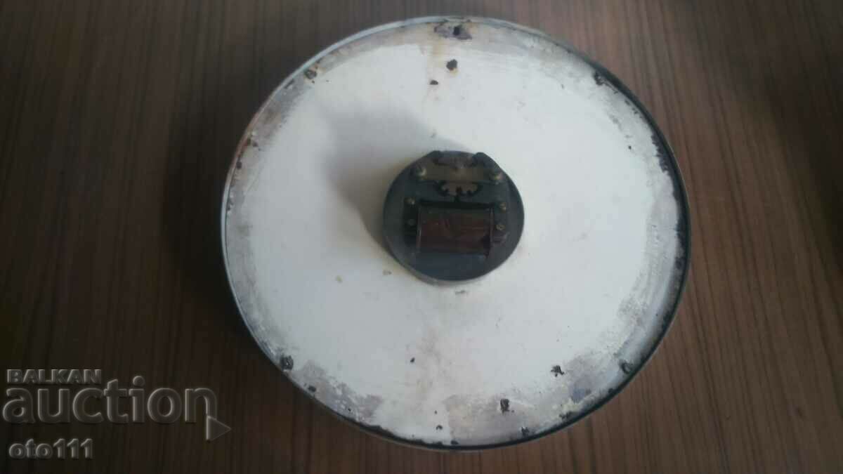 OLD STATION CLOCK - 5 OLD STATION CLOCK - 5