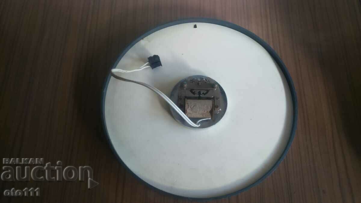 Delivery of OLD STATION CLOCK Delivery of OLD STATION CLOCK