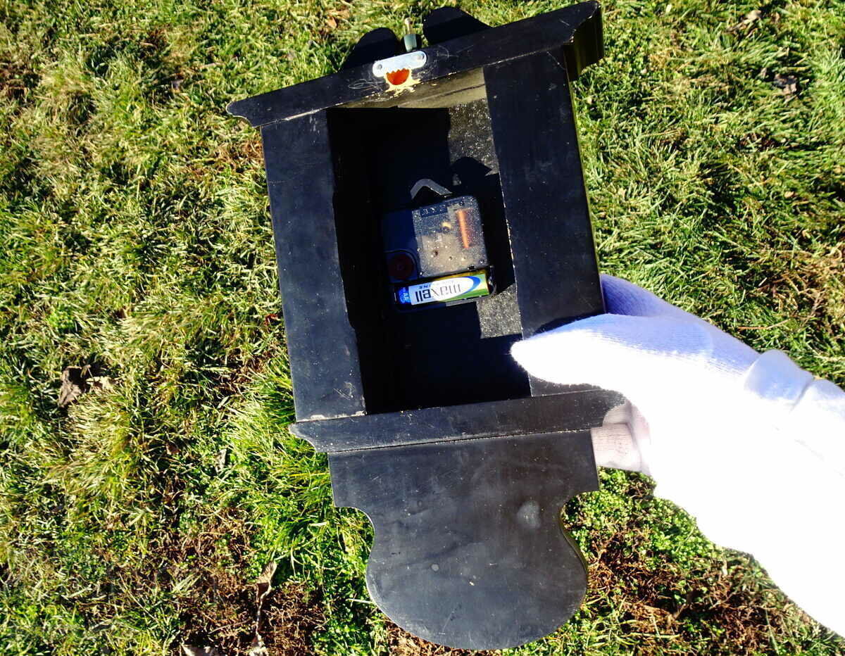 German wall clock, brass, rosewood. - 6 German wall clock, brass, rosewood. - 6