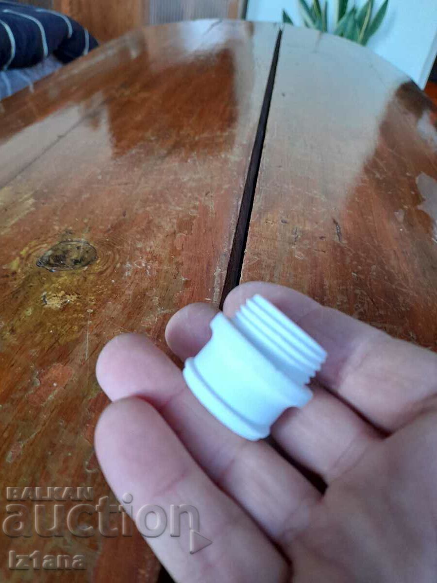 Παλιό κεραμικό φίλτρο βρύσης με τιμή 7.00 BGN | € 3.58 Παλιό κεραμικό φίλτρο βρύσης με τιμή 7.00 BGN | € 3.58