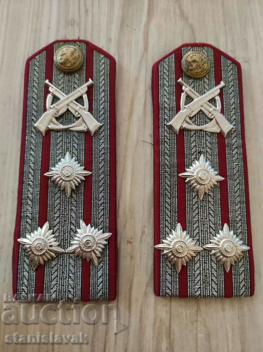 Epaulettes of an infantry colonel