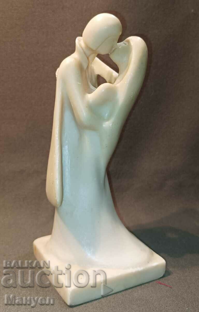 I am selling an old sculpture.