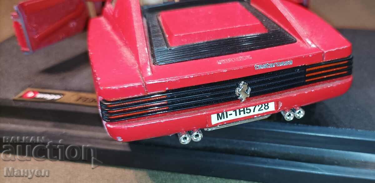 Burago 1:24 1984 Ferrari Testarossa. By - 5 Burago 1:24 1984 Ferrari Testarossa. By - 5