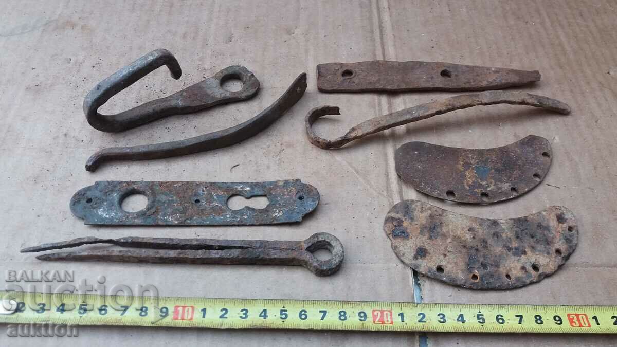 LOT OF RENAISSANCE WROUGHT IRON - LOCKS with price 3.99 BGN | € 2.04 LOT OF RENAISSANCE WROUGHT IRON - LOCKS with price 3.99 BGN | € 2.04