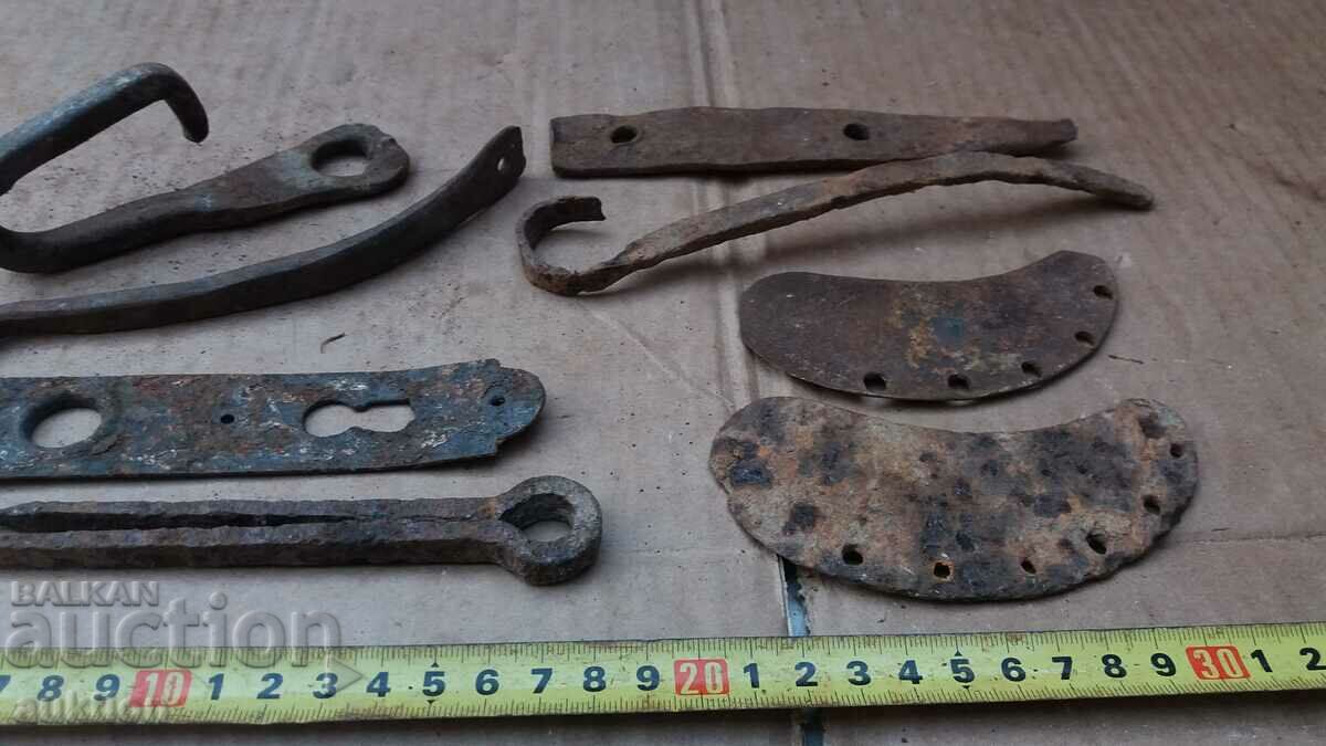 LOT OF RENAISSANCE WROUGHT IRON - LOCKS - 7 LOT OF RENAISSANCE WROUGHT IRON - LOCKS - 7