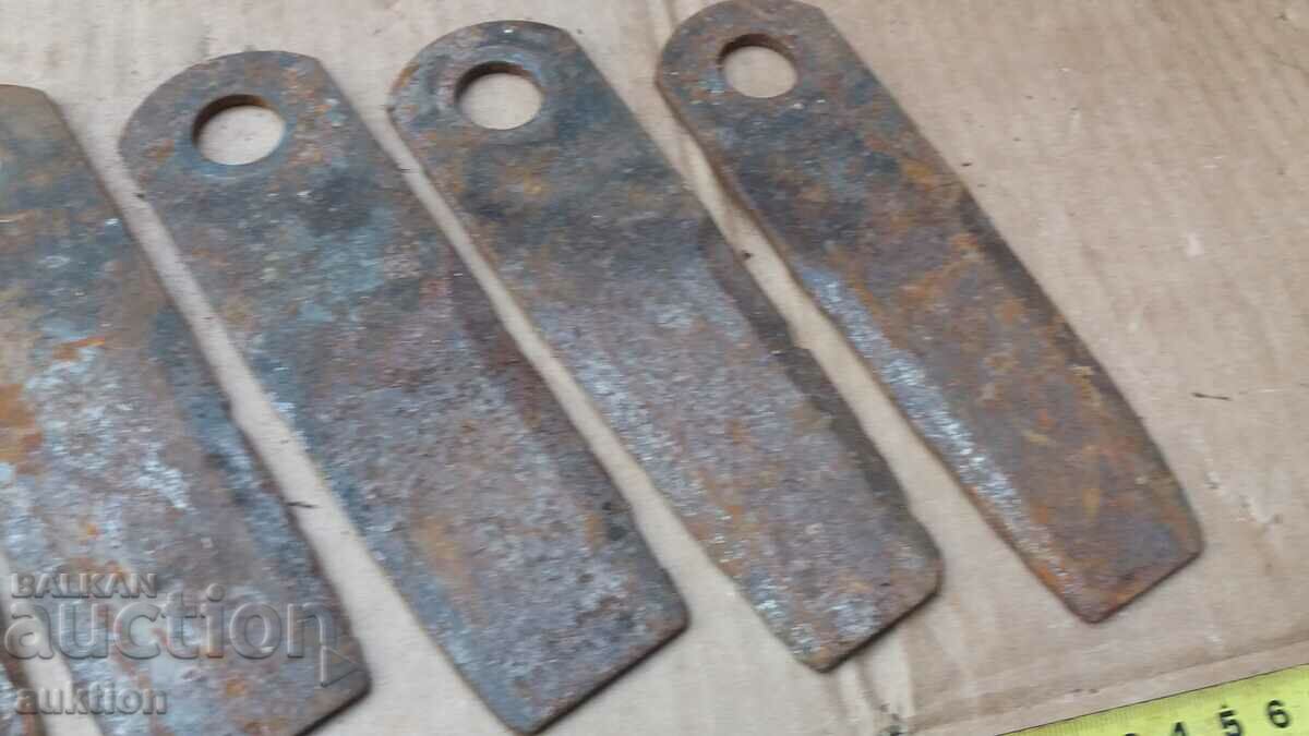 СТОМАНИЗИРАНИ НОЖОВЕ, СЕКАЧИ С МАРКИРОВКА 6 БРОЯ с цена 12.99 лв. | € 6.64 СТОМАНИЗИРАНИ НОЖОВЕ, СЕКАЧИ С МАРКИРОВКА 6 БРОЯ с цена 12.99 лв. | € 6.64