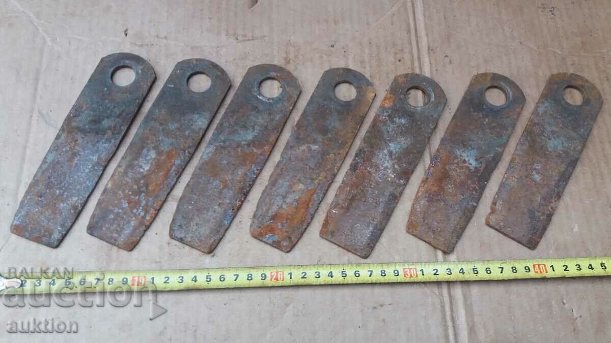 СТОМАНИЗИРАНИ НОЖОВЕ, СЕКАЧИ С МАРКИРОВКА 7 БРОЯ с цена 14.99 лв. | € 7.66 СТОМАНИЗИРАНИ НОЖОВЕ, СЕКАЧИ С МАРКИРОВКА 7 БРОЯ с цена 14.99 лв. | € 7.66