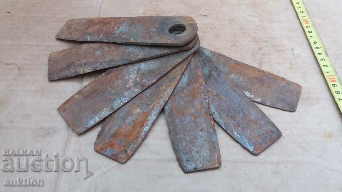 СТОМАНИЗИРАНИ НОЖОВЕ, СЕКАЧИ С МАРКИРОВКА 7 БРОЯ - 7 СТОМАНИЗИРАНИ НОЖОВЕ, СЕКАЧИ С МАРКИРОВКА 7 БРОЯ - 7