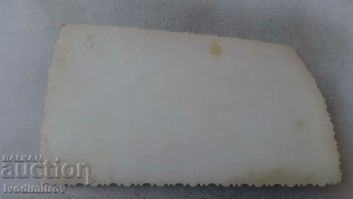 Înmormântare foto cu preț 1.35 BGN | € 0.69 Înmormântare foto cu preț 1.35 BGN | € 0.69