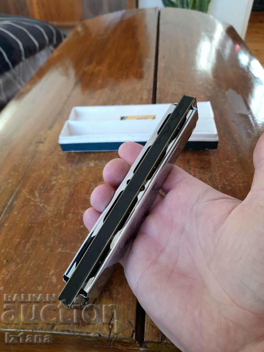 Delivery of Old harmonica HERO Delivery of Old harmonica HERO