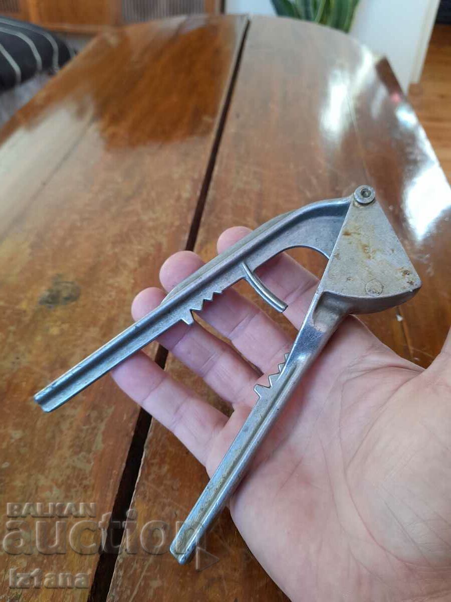 Old aluminum garlic press - 5