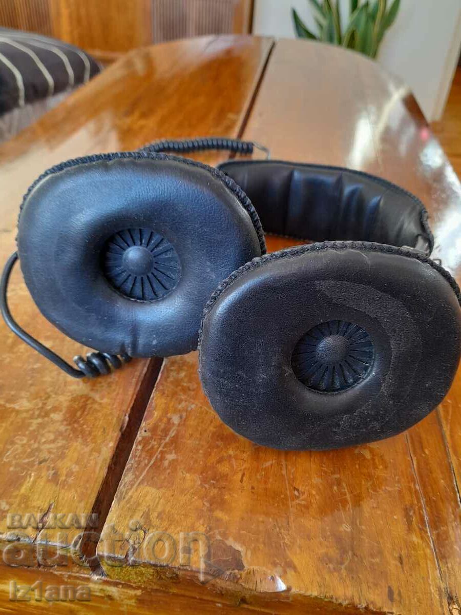 Auction Old Philips headphones Auction Old Philips headphones