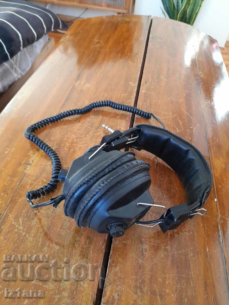 Old Philips headphones