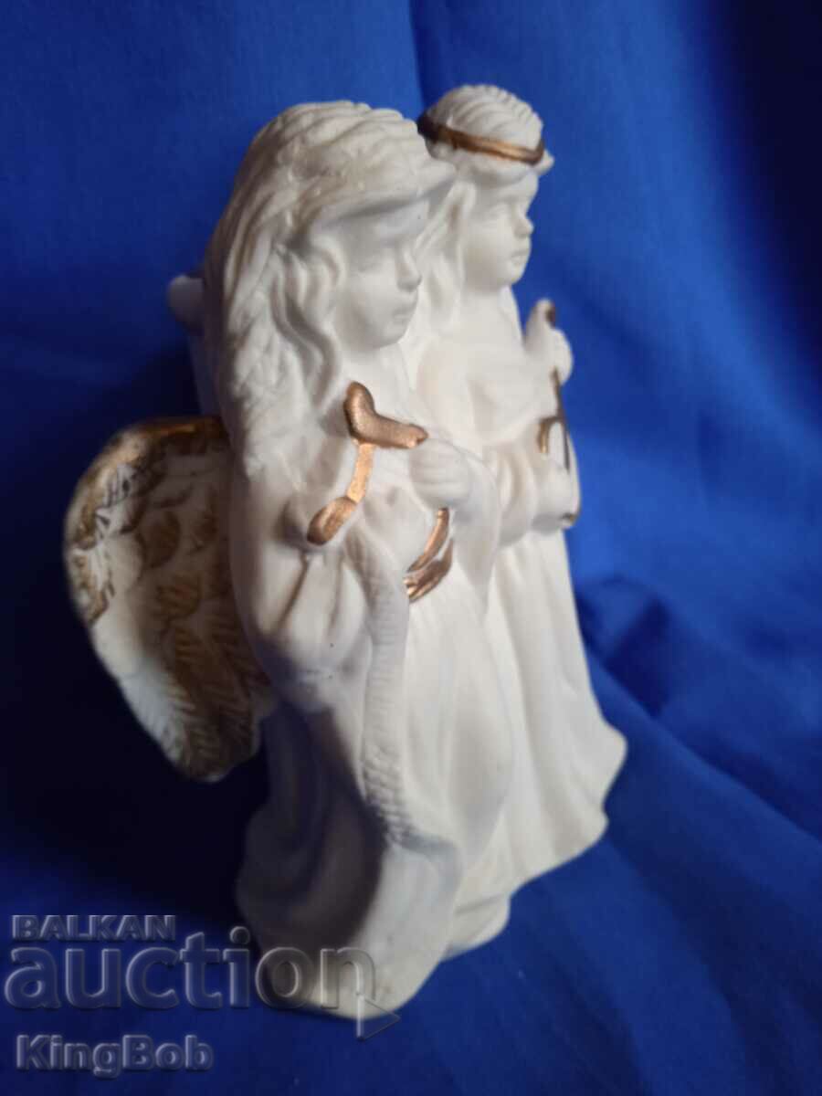 EXCELLENT VINTAGE PORCELAIN CANDLE HOLDER "ANGELS" with price 12.00 BGN | € 6.14 EXCELLENT VINTAGE PORCELAIN CANDLE HOLDER "ANGELS" with price 12.00 BGN | € 6.14