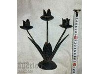 Old triple candlestick tulips