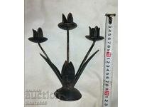 Old triple candlestick tulips