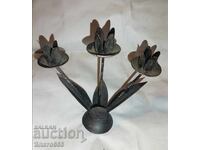 Old triple candlestick tulips