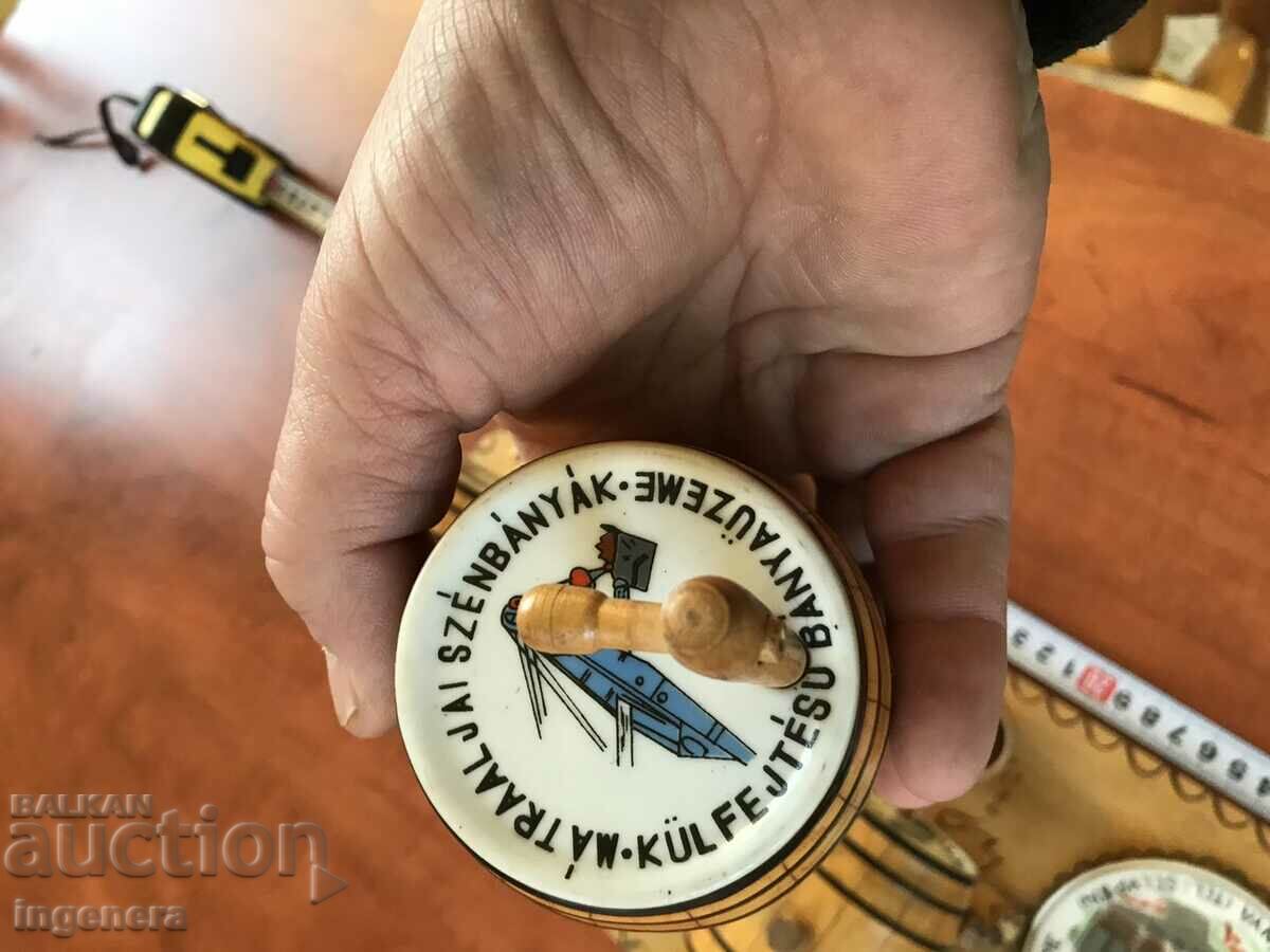 SOUVENIR WOOD CERAMICS - 5 SOUVENIR WOOD CERAMICS - 5