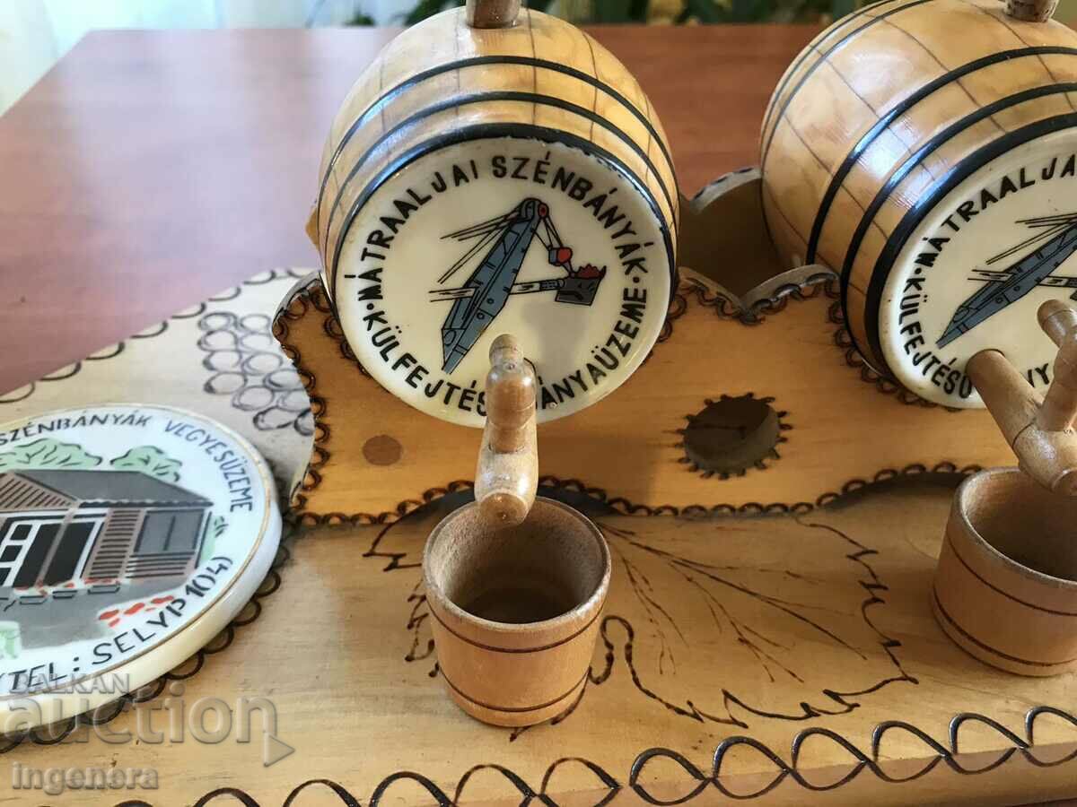 SOUVENIR WOOD CERAMICS - 6 SOUVENIR WOOD CERAMICS - 6