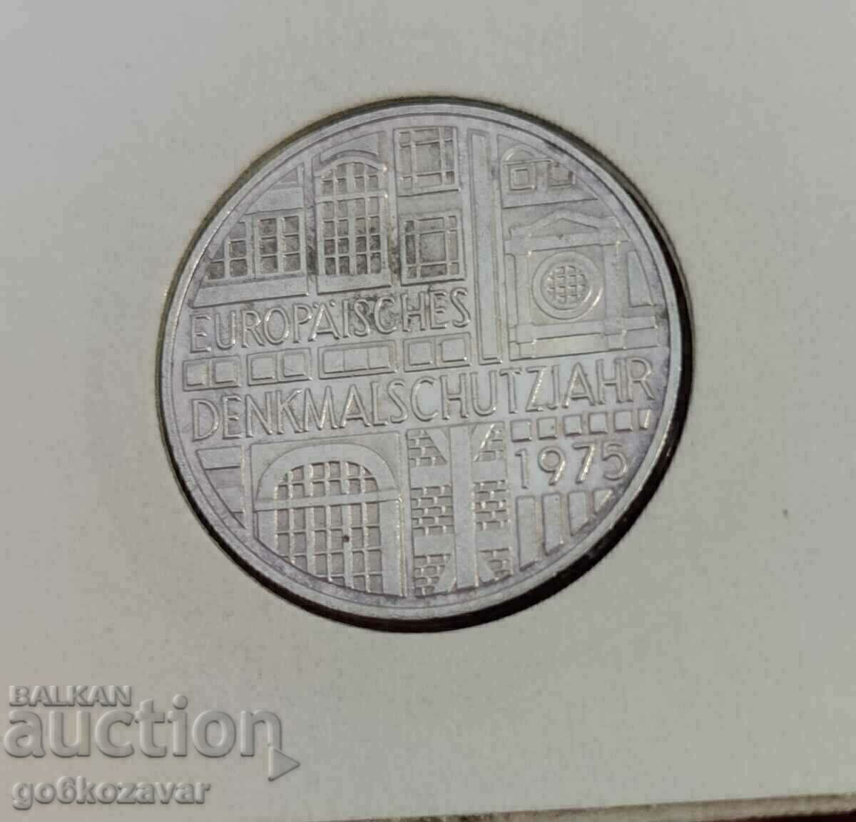 Γερμανία 5 γραμματόσημα 1975 Αργυρό-Ιωβηλαίο με τιμή 27.90 BGN | € 14.27 Γερμανία 5 γραμματόσημα 1975 Αργυρό-Ιωβηλαίο με τιμή 27.90 BGN | € 14.27