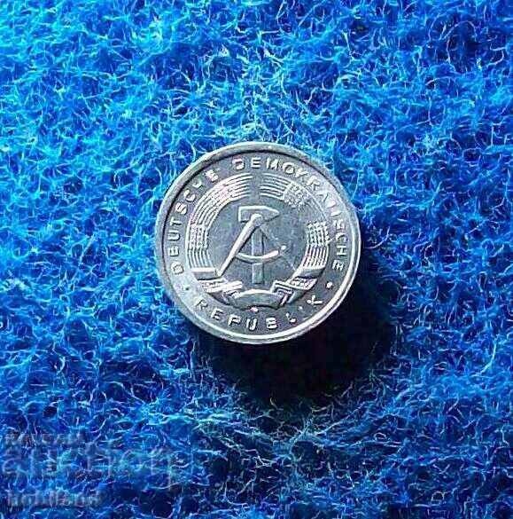 1 pfenning GDR 1985- with gloss with price 1.00 BGN | € 0.51 1 pfenning GDR 1985- with gloss with price 1.00 BGN | € 0.51