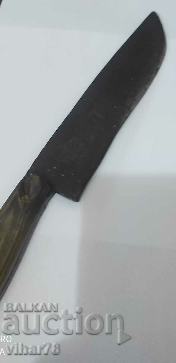 Ένα παλιό μαχαίρι με μια οστεά λαβή - 6 Ένα παλιό μαχαίρι με μια οστεά λαβή - 6