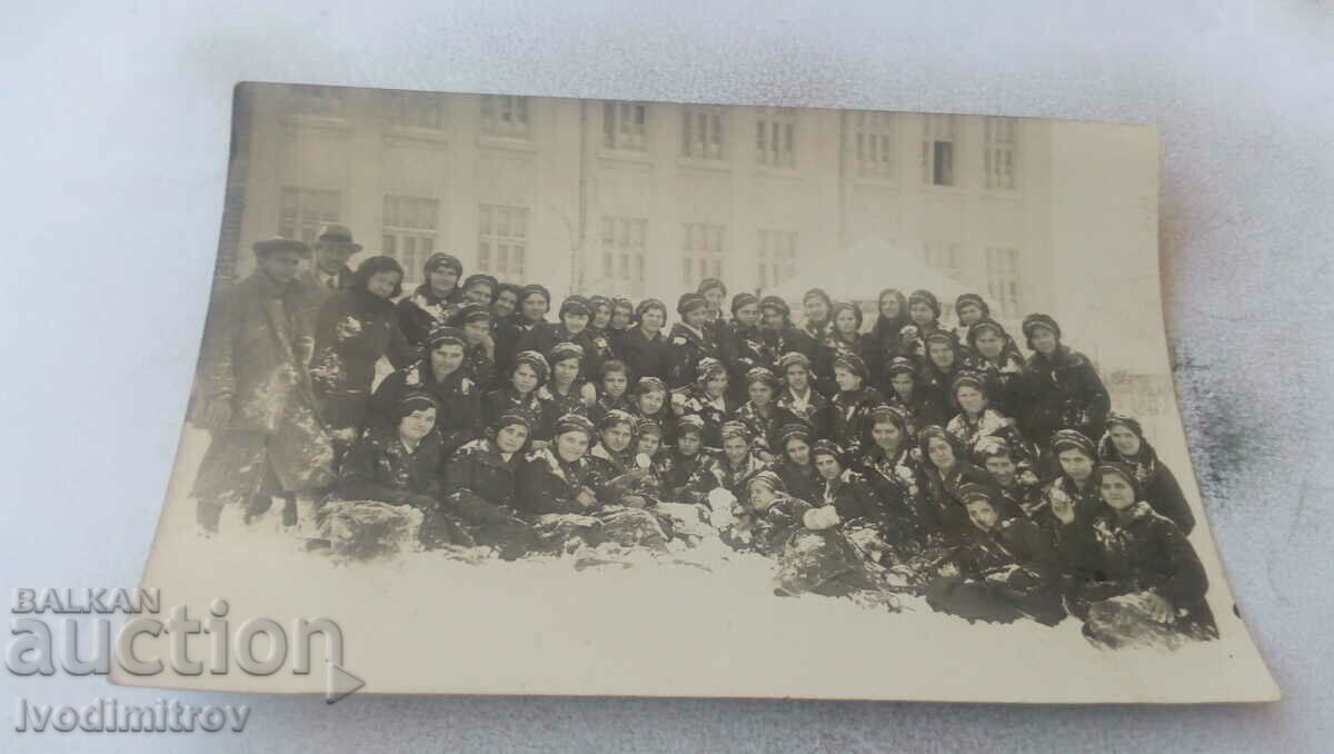 St. Sofia Pupils and teachers from the State University of D. Debelianov