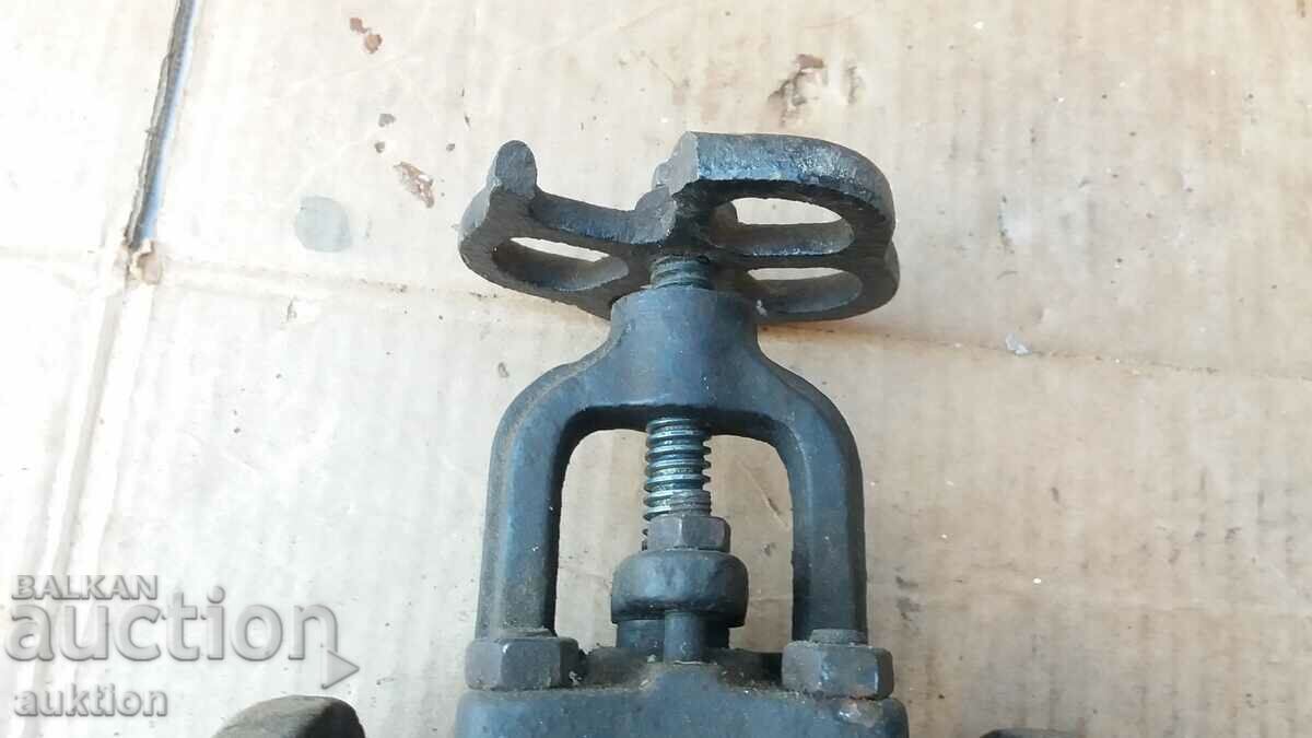 BREATH FAUCET, VALVE Gate valve WORKING - 5 BREATH FAUCET, VALVE Gate valve WORKING - 5