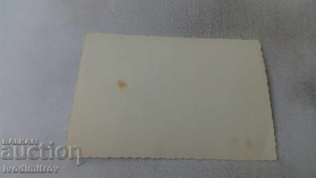 Photo Oborishte Men, women and children in front of the monument with price 0.65 BGN | € 0.33 Photo Oborishte Men, women and children in front of the monument with price 0.65 BGN | € 0.33