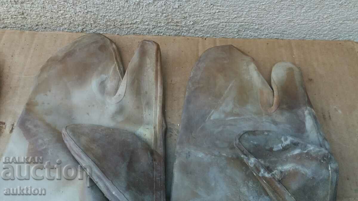 Auction CHEMICAL GLOVES 1957 NOT USED Auction CHEMICAL GLOVES 1957 NOT USED