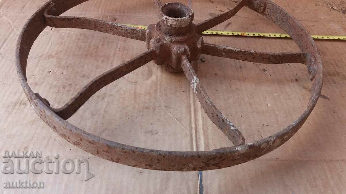 SOLID METAL WHEEL OF PHAETON, WAGON, BICYCLE - 6 SOLID METAL WHEEL OF PHAETON, WAGON, BICYCLE - 6