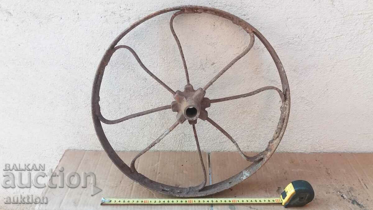 ROȚĂ FORJATĂ MASIVĂ DE LA CARE, FYTON, DOUĂ ROȚĂ cu preț 23.99 BGN | € 12.27 ROȚĂ FORJATĂ MASIVĂ DE LA CARE, FYTON, DOUĂ ROȚĂ cu preț 23.99 BGN | € 12.27