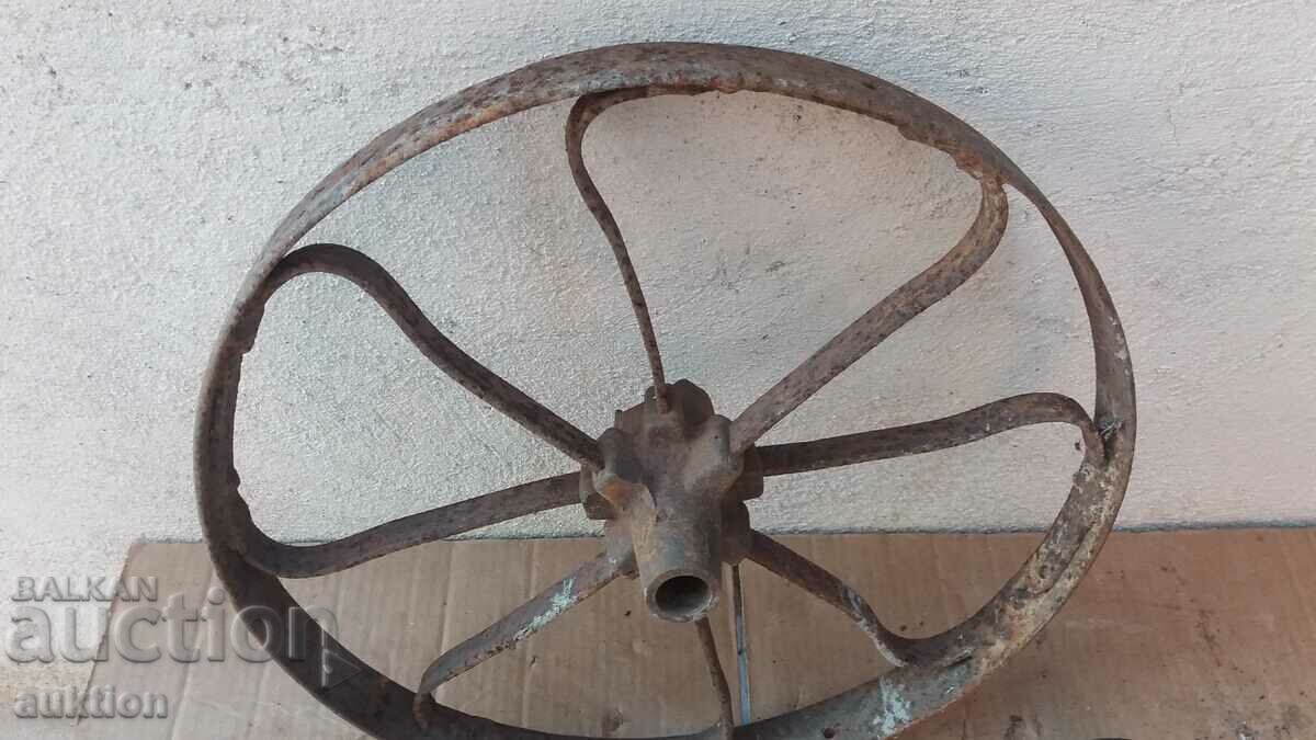 Licitație ROȚĂ FORJATĂ MASIVĂ DE LA CARE, FYTON, DOUĂ ROȚĂ Licitație ROȚĂ FORJATĂ MASIVĂ DE LA CARE, FYTON, DOUĂ ROȚĂ