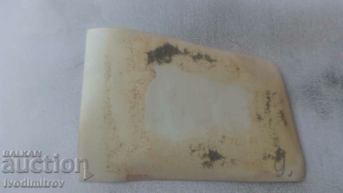 Снимка Две малки деца на плажа с цена 0.75 лв. | € 0.38