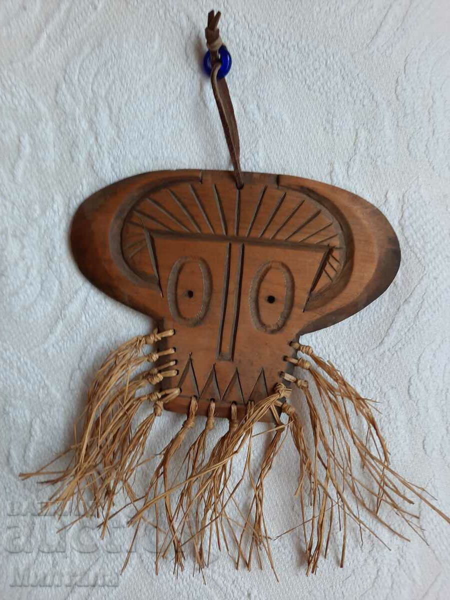 Handmade walnut kooker mask for hanging - 7