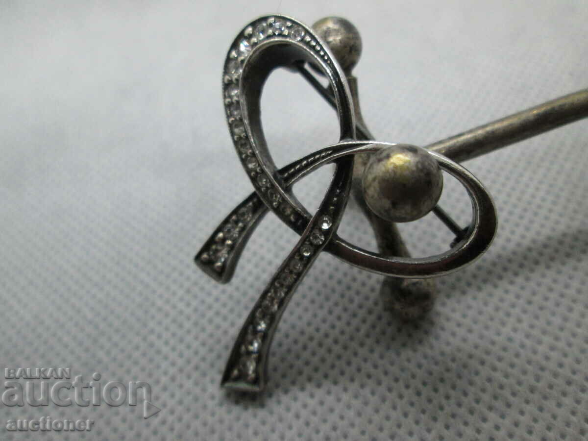 Licitație BROȘĂ DE MARCAZIT ARGINTIU ANTICH