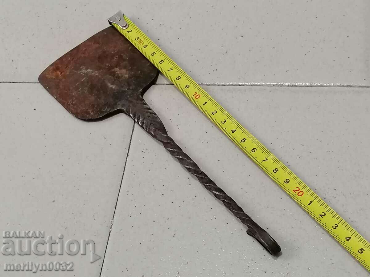 Delivery of Gingerbread, gingerbread, gingerbread, gingerbread, wrought iron