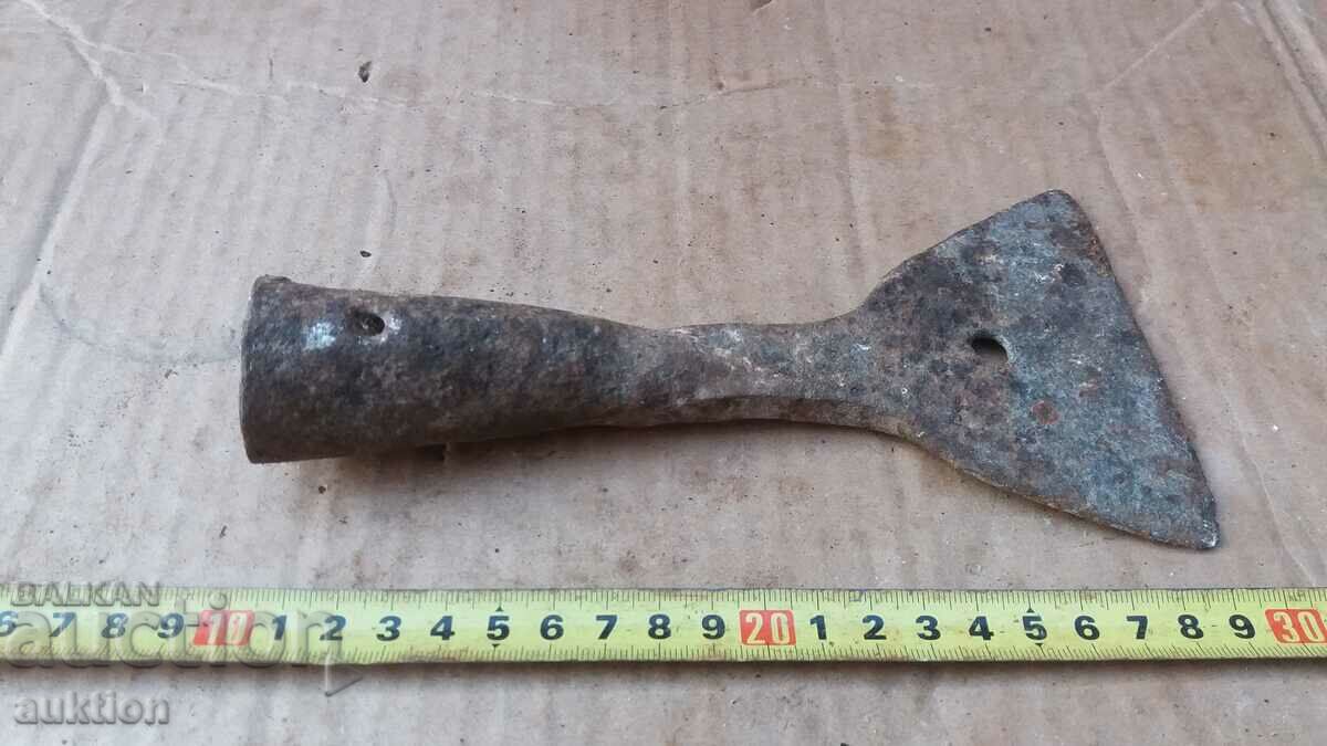 Auction WROUGHT REVIVAL SCRATCH - CRANE Auction WROUGHT REVIVAL SCRATCH - CRANE