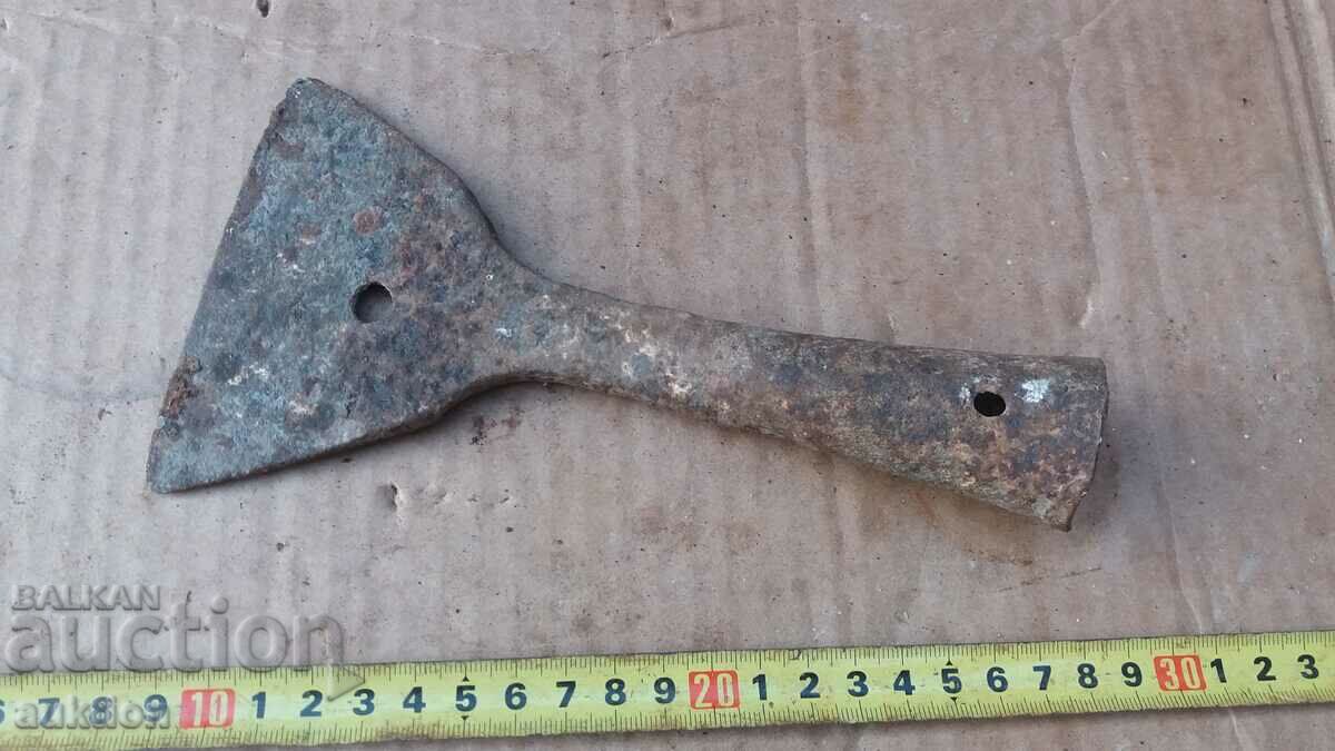 Delivery of WROUGHT REVIVAL SCRATCH - CRANE Delivery of WROUGHT REVIVAL SCRATCH - CRANE