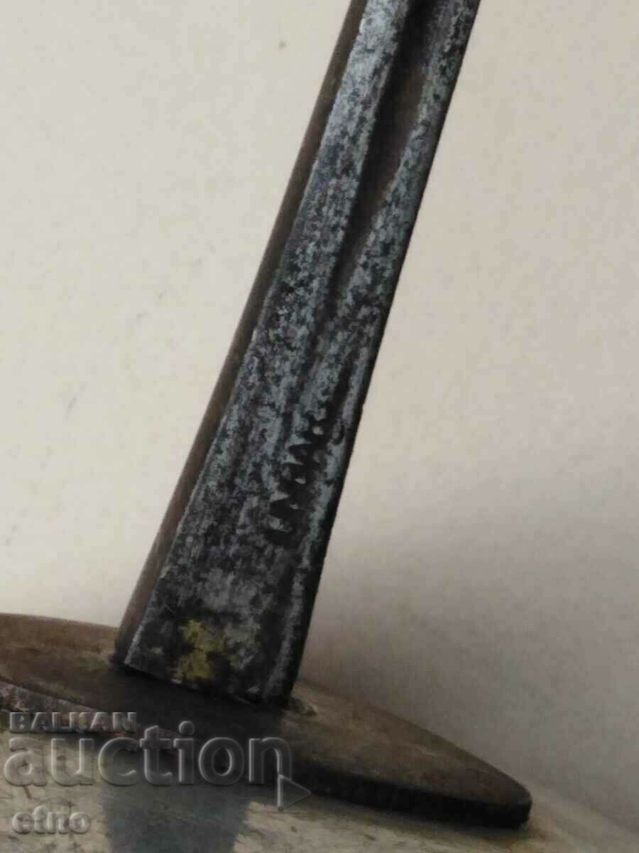 Licitație ESPADRON REGAL, SABIA, Răpieră, Cuțit Licitație ESPADRON REGAL, SABIA, Răpieră, Cuțit